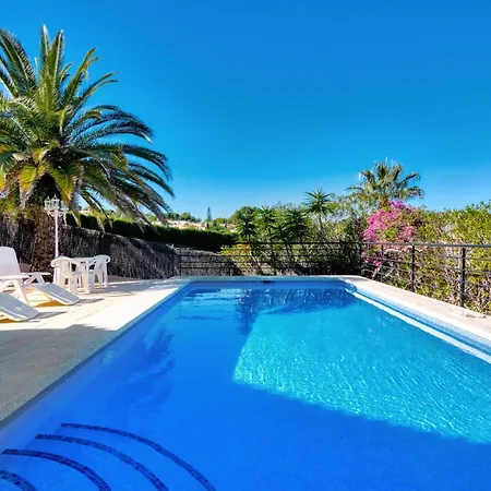 Alta Villa